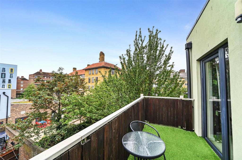 Nixon House E9