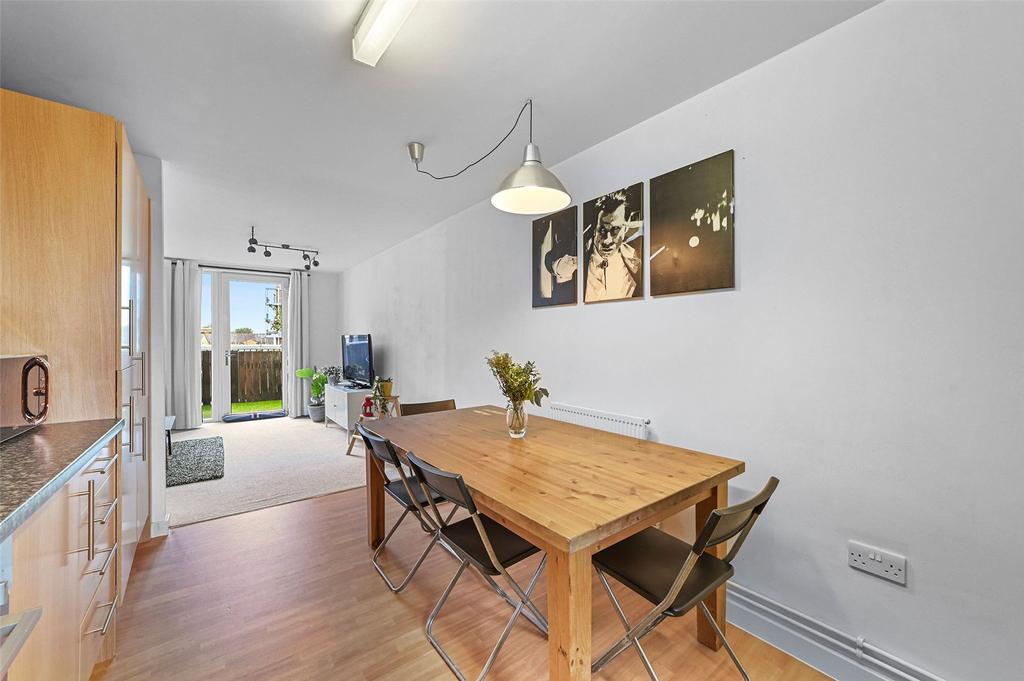 Nixon House E9