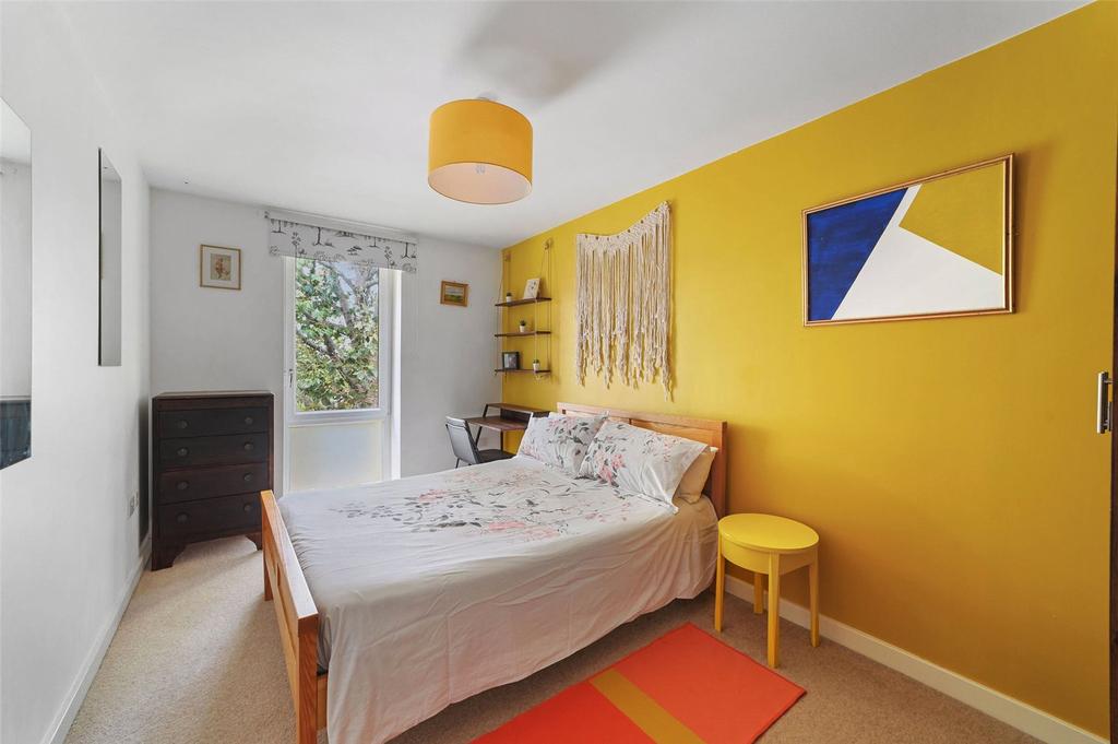 Nixon House E9
