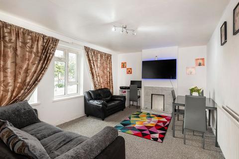 2 bedroom maisonette for sale, Mcleod Road, Abbey Wood, SE2