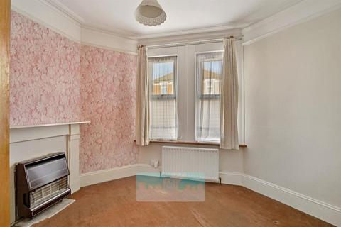2 Burdett Road, Croydon, CR0 2HH