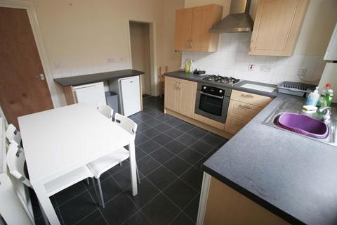 1 bedroom in a house share to rent - Welton Place, Hyde Park, Leeds, LS6 1EW