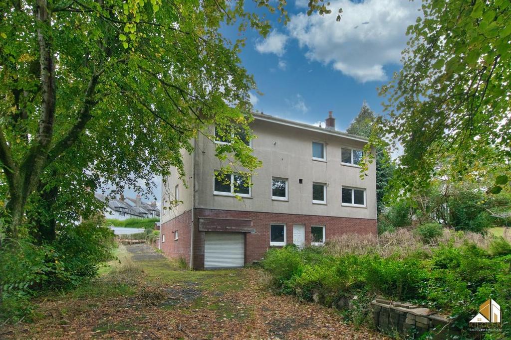 EXTERIOR-BACK-1.jpg