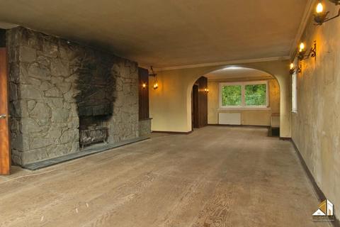 Badachro Barrs Brae, Kilmacolm, PA13 4DE