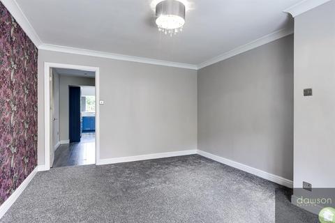 3 bedroom detached house to rent - Caldercroft, Elland