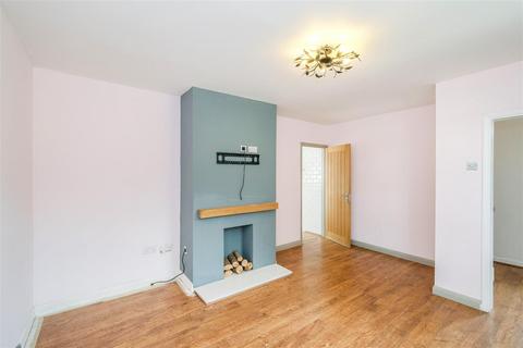 47 Marlyon Road, Ilford, IG6 3XW