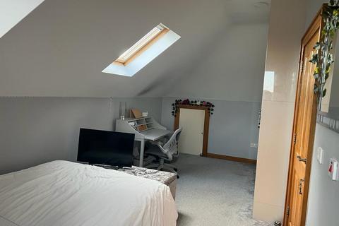 1 bedroom in a house share to rent - Room available - Withington Road, Chorlton Cum Hardy, Manchester