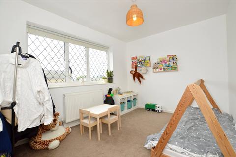 16 Springbank Close, Farsley, Pudsey, LS28 5EW
