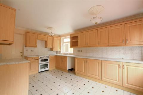 1 Lema Close, Nottingham, NG6 9JJ