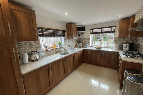4 bedroom detached house for sale - Liberty Road, Glenfield, Leicester