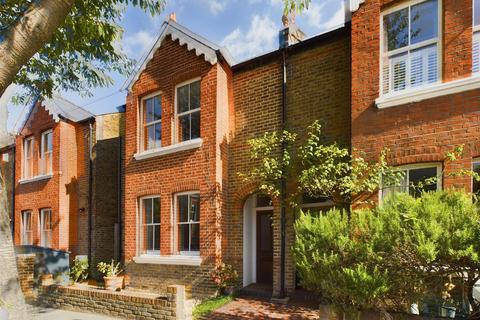 4 bedroom terraced house to rent - Winchester Road, St Margarets