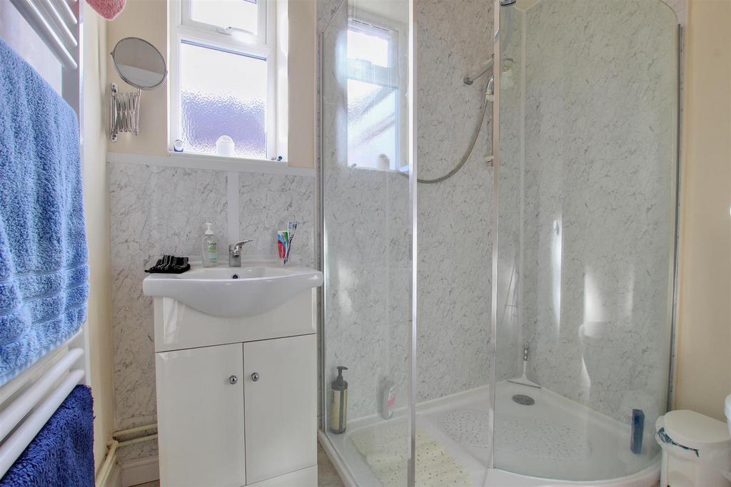 Shower room/w.c.