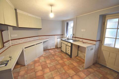 74 Burlow Road, Buxton, SK17 9HX