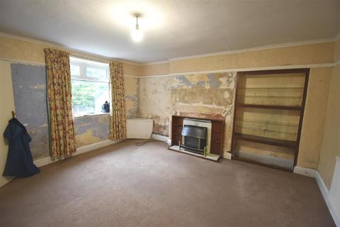 74 Burlow Road, Buxton, SK17 9HX