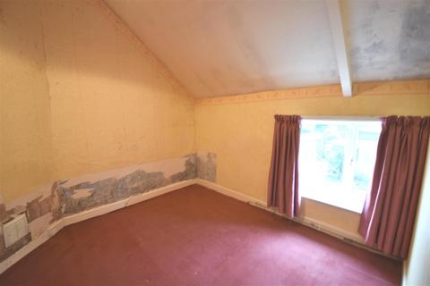 74 Burlow Road, Buxton, SK17 9HX