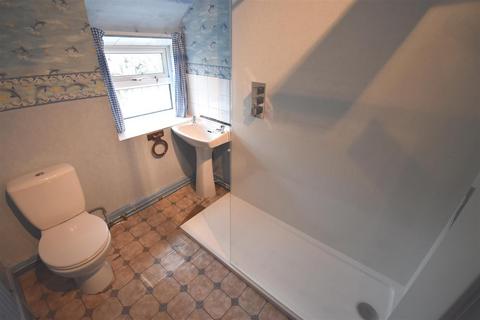 74 Burlow Road, Buxton, SK17 9HX