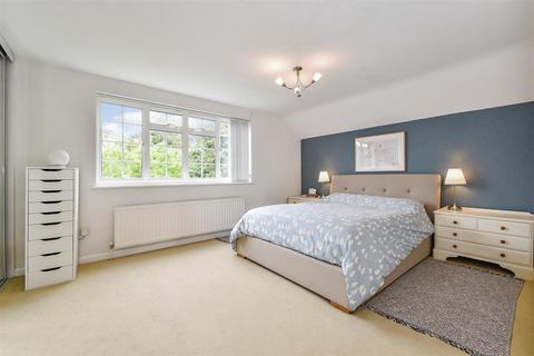 3 Sand Close, West Wellow, Romsey, SO51 6RD