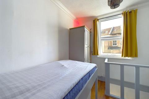 1 bedroom flat for sale - St Michael's Place, Brighton