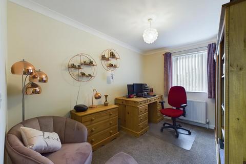 6 Bridge Close, Great Witchingham, Norwich, NR9 5TE