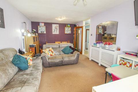 2 bedroom bungalow for sale, Coulter Road, Herne Bay