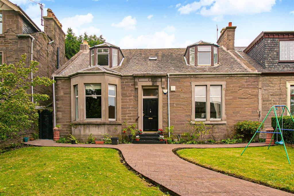 William Street, Dundee DD1 5 bed semidetached house £265,000