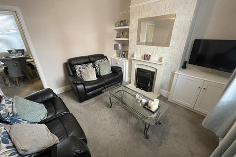 2 bedroom end of terrace house for sale - Dresden Street, Manchester