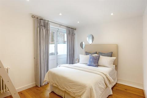 43 Walton Street, London, SW3 2HT