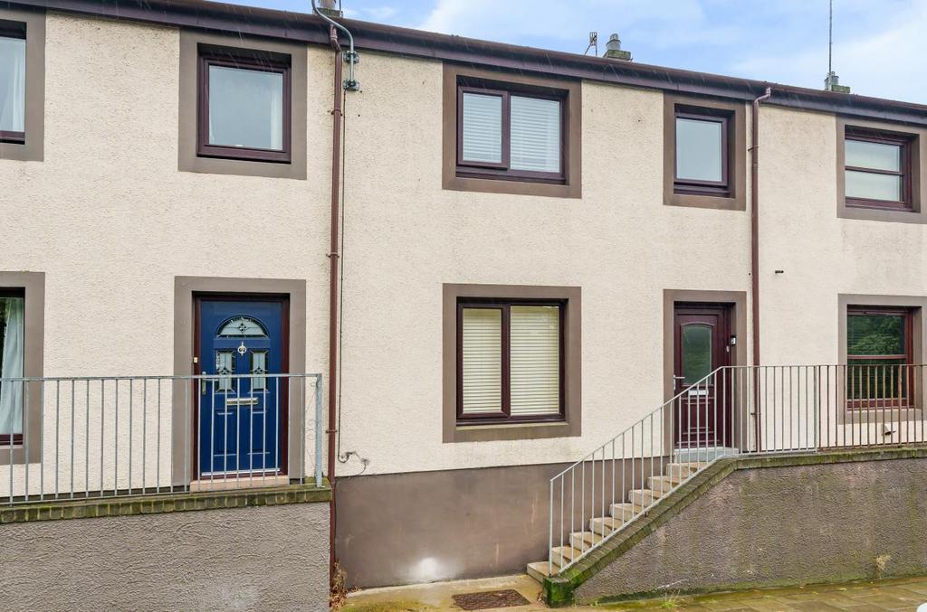 Ramsay Brow, Workington CA14 3 bed terraced house for sale £165,000