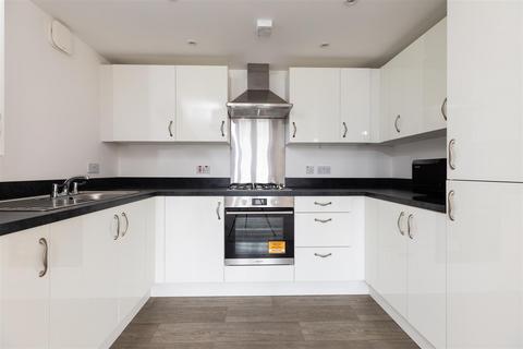 106 Kestrel Way, Perth, PH1 5FT