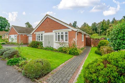 3 bedroom detached bungalow for sale - Blounts Court, Potterne