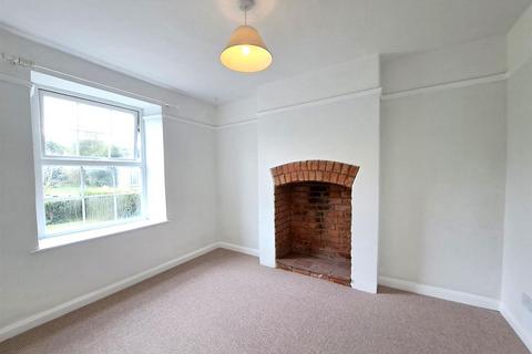 3 bedroom terraced house to rent, Temple Terrace, Ewyas Harold, Hereford