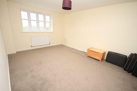 19 Crag View, Bradford, BD10 9HB