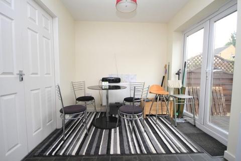 19 Crag View, Bradford, BD10 9HB