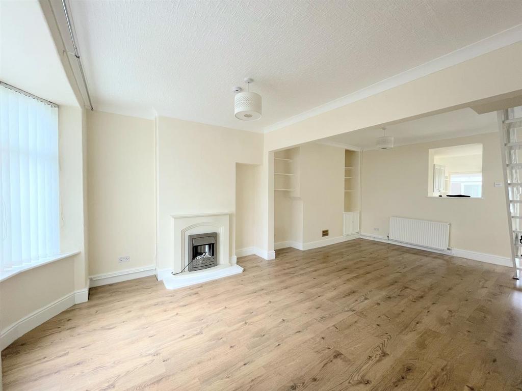 Llewellyn Street, Glynneath, Neath 2 bed semidetached house for sale