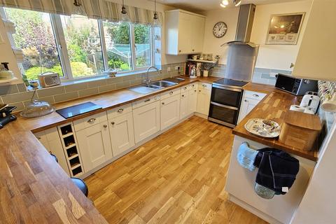 10 The Teasels, Bingham, Nottingham, NG13 8TY