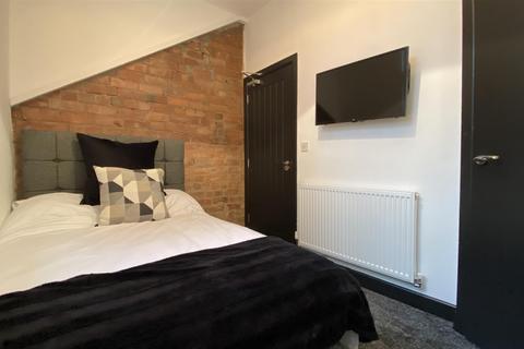 5 bedroom house share for sale - Vecqueray Street, Coventry