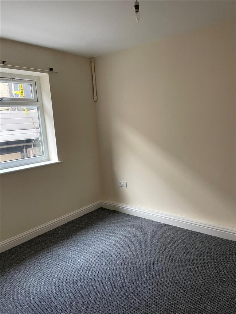 Union Road, New Mills, High Peak 1 bed flat to rent £650 pcm (£150 pw)