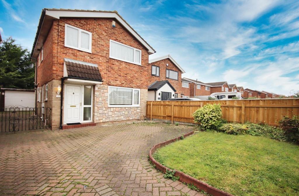 Surbiton Road, Hartburn, StocktonOnTees, TS18 5PZ 3 bed detached
