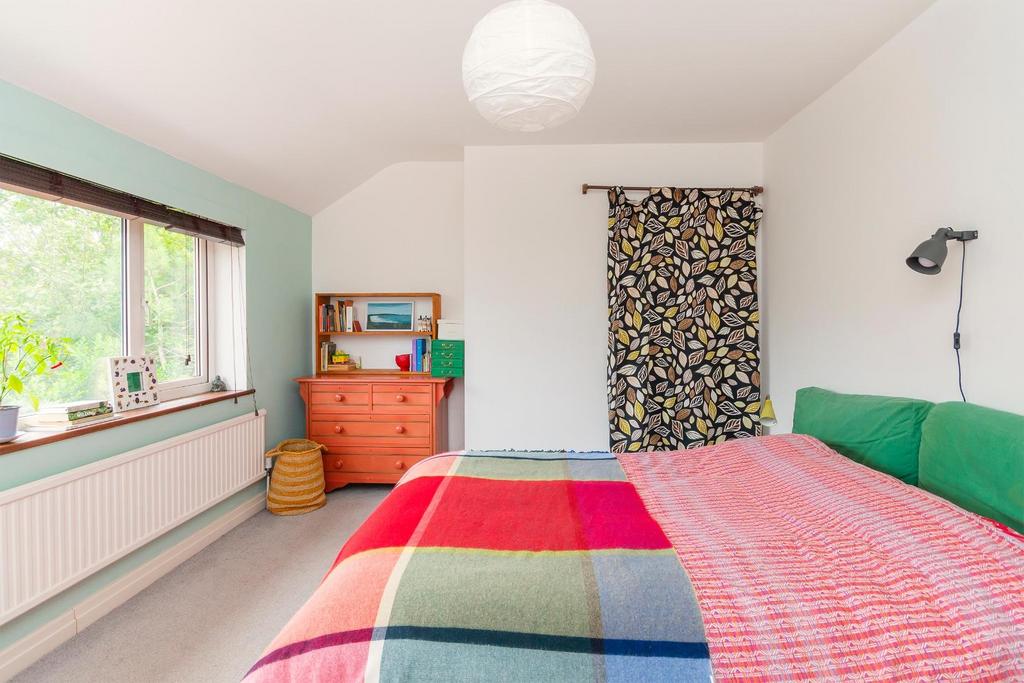DAORREHSIBORF91 - Bedroom E.jpg