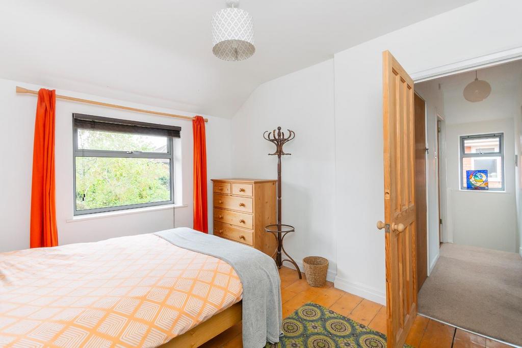 DAORREHSIBORF91 - Bedroom B.jpg