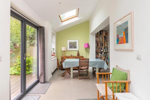 19 Frobisher Road, Bristol, BS3 2AU