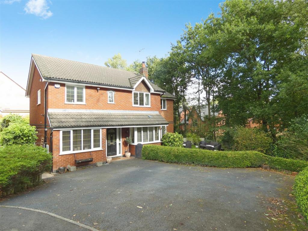 Ravenscroft Close, Sandbach 5 bed detached house for sale £550,000