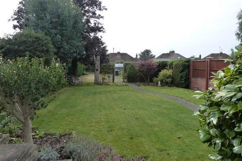 2 bedroom detached bungalow for sale, Colby Road Thurmaston