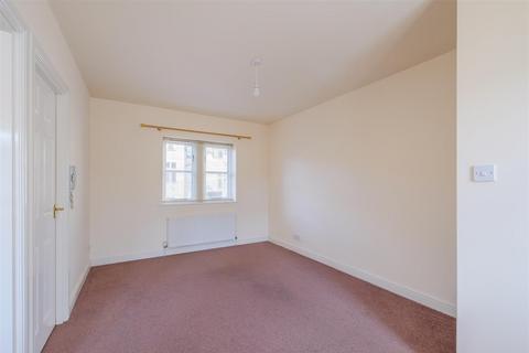2 bedroom apartment for sale, Chester Road, Boothtown, Halifax