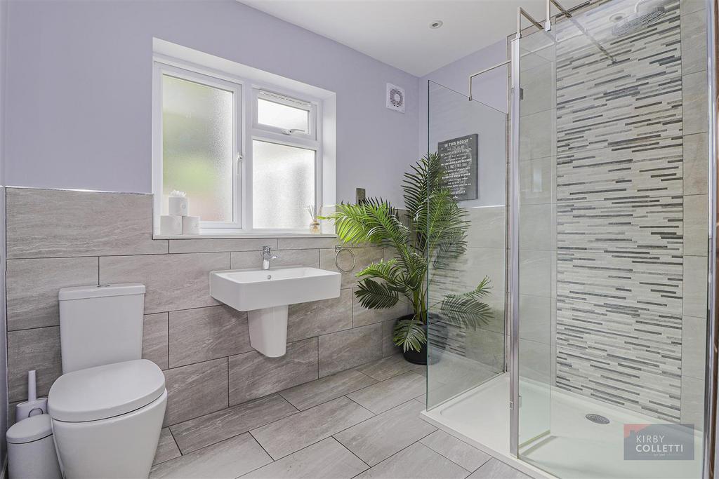 Downstairs shower room