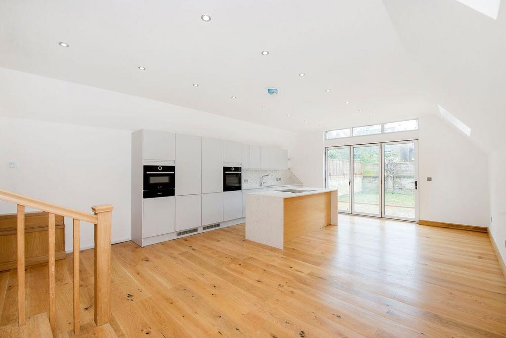 Waldeck Road, Ealing, W13 5 bed semidetached house for sale £1,500,000