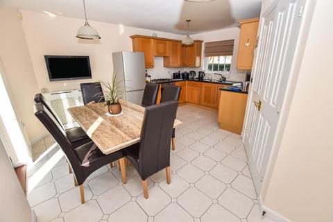 3 bedroom house for sale, Inchbonnie Road, South Woodham Ferrers, Chelmsford