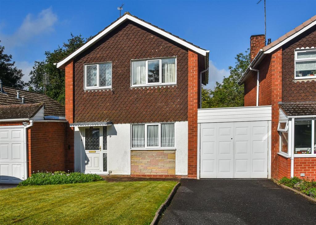 9 Westhill, Wolverhampton 3 bed link detached house for sale £274,950