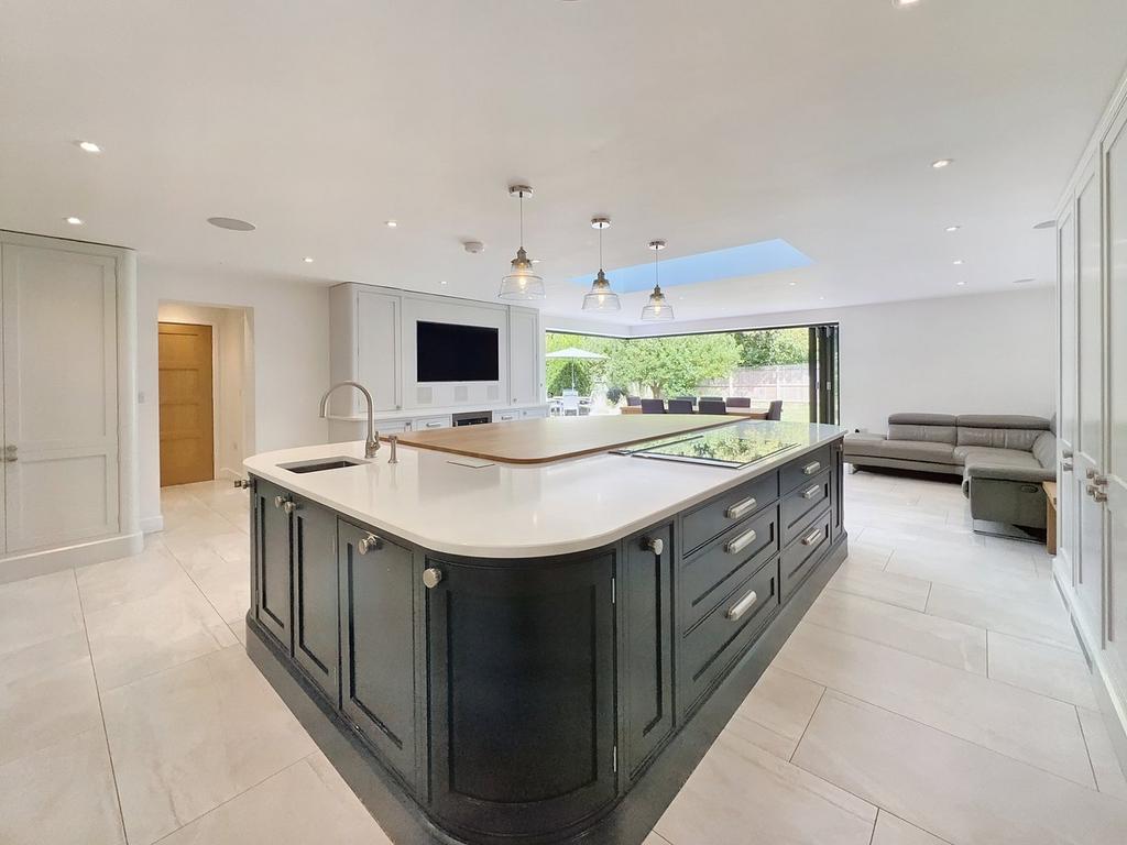 The Albany, Ipswich IP4 4 bed detached house for sale £700,000