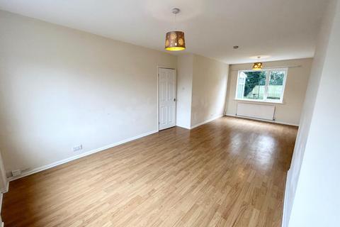 3 bedroom semi-detached house for sale - Chatsworth Close, Great Sutton, Ellesmere Port, CH66 3PU